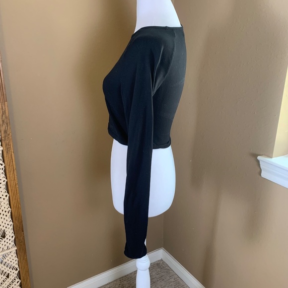 Gymshark Long Sleeve Crop Top Women’s Small Black Workout Yoga Tee - Picture 2 of 8